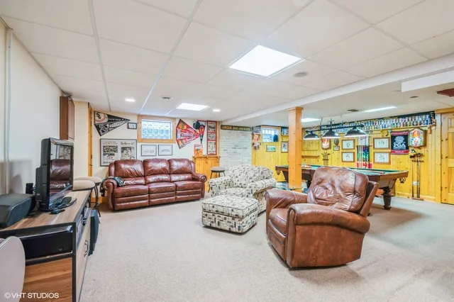 $374,900 | 18038 Whitman Lane, Lansing, IL 60438