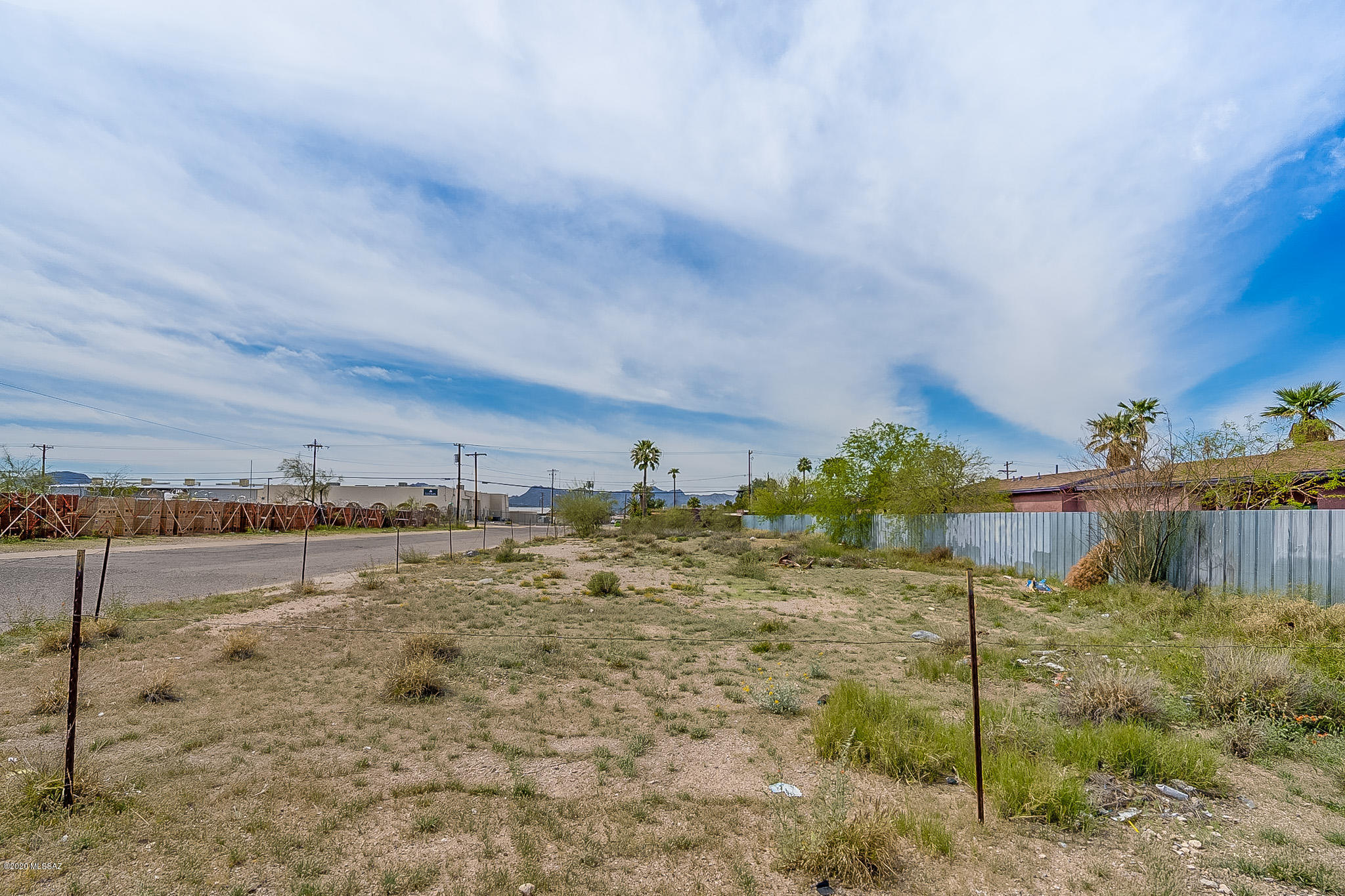2101 North Oracle Road Tucson, AZ 85705 - Photo 1 of 10