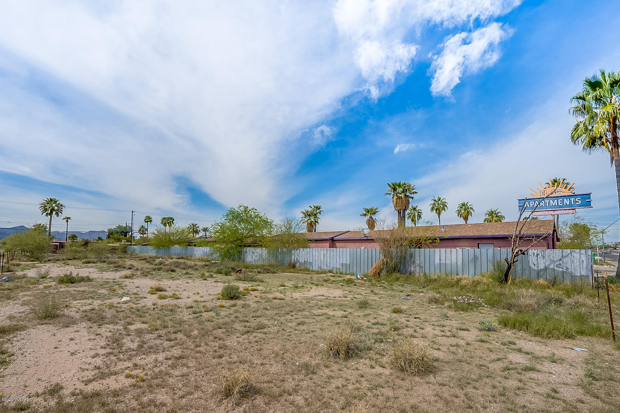 2101 North Oracle Road Tucson, AZ 85705 - Photo 3 of 10