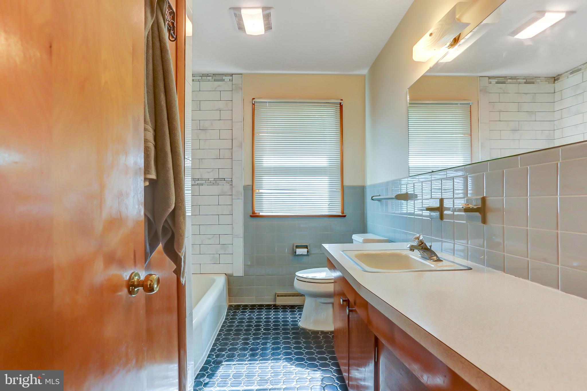 622 Lewisberry Road New Cumberland, PA 17070 - Photo 14 of 26 Gallery Image 14