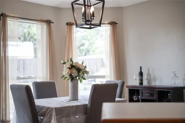 $372,000 | 8313 Timber Trail, Lago Vista, TX 78645