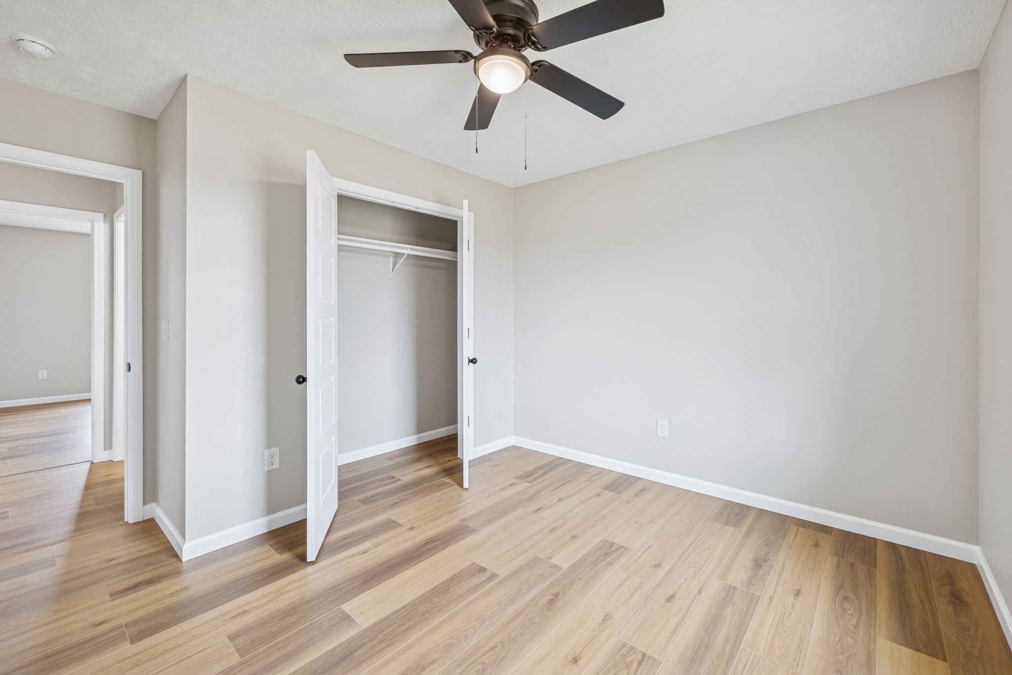 2649 Oak Knob Road Lafayette, TN 37083 - Photo 26 of 34 wooden floor in an empty room