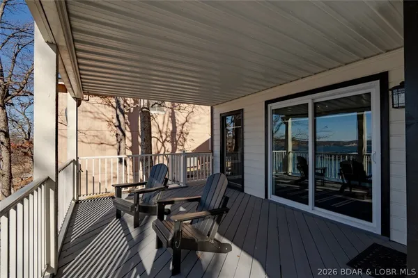 $1,485,000 | 999 Imperial Point Drive, Four Seasons, MO 65049