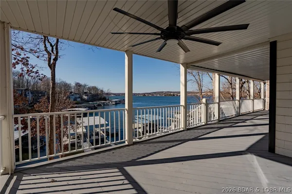 $1,485,000 | 999 Imperial Point Drive, Four Seasons, MO 65049