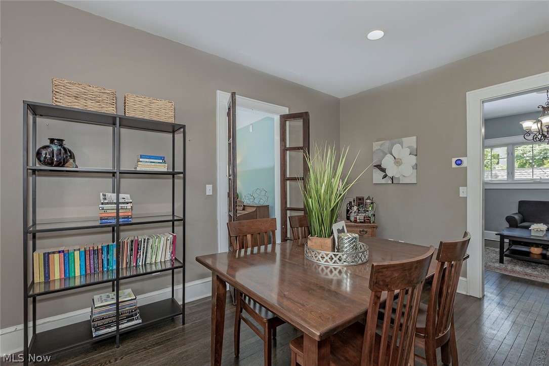 3160 Yorkshire Road Cleveland, OH 44118 - Photo 5 of 35 Gallery Image 5