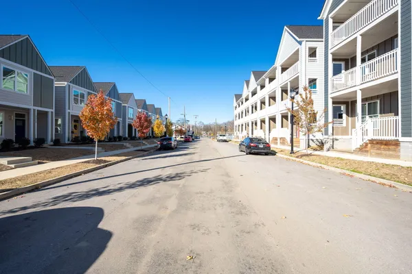 $1,725 | 2341 East 18th Street, Chattanooga, TN 37404