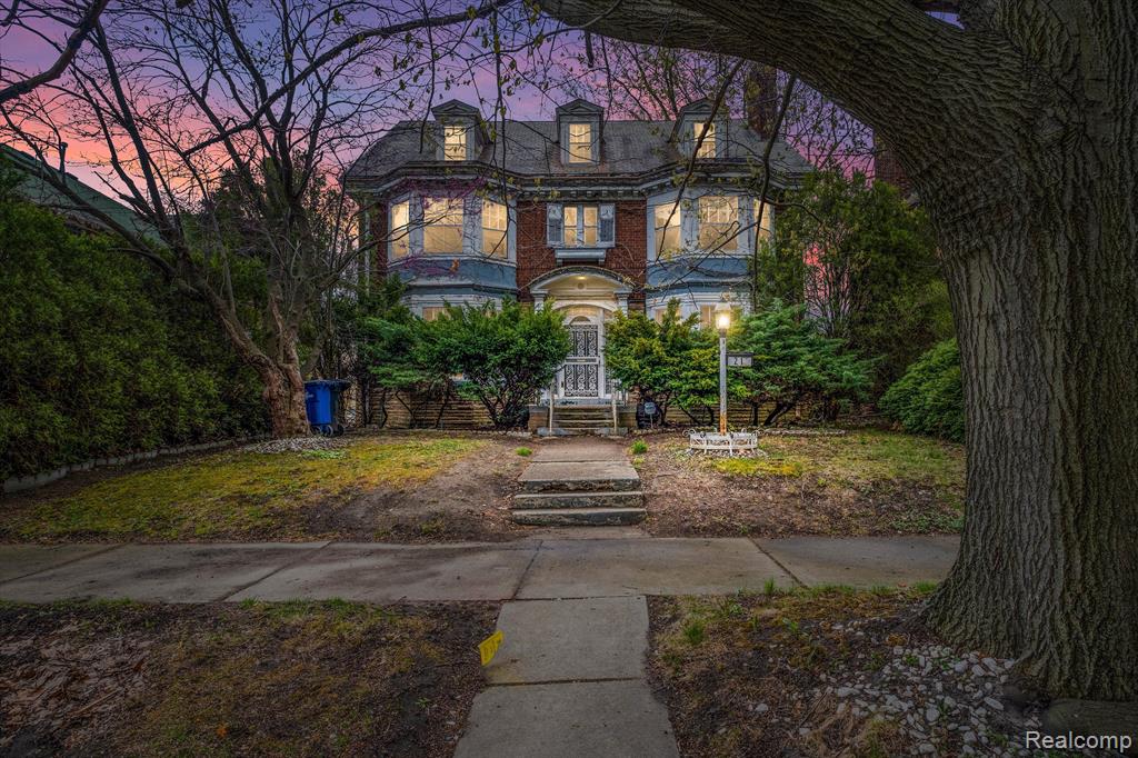 21 Longfellow Street Detroit, MI 48202 - Photo 37 of 38 Gallery Image 37