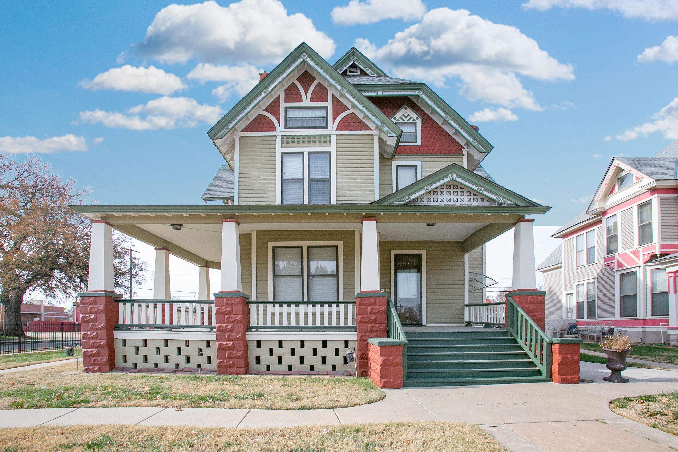 1103 North Topeka Ave  