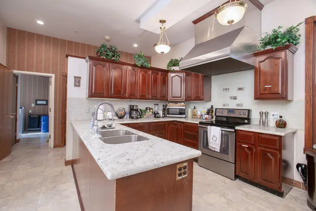 $349,900 | 1103 North Topeka Avenue, Wichita, KS 67214