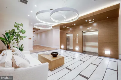 $939,000 | 801 North Fairfax Street, Unit 421, Alexandria, VA 22314