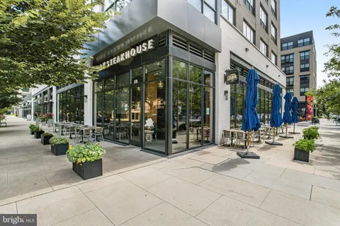 $939,000 | 801 North Fairfax Street, Unit 421, Alexandria, VA 22314