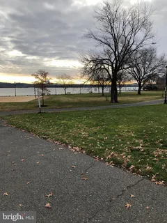 $939,000 | 801 North Fairfax Street, Unit 421, Alexandria, VA 22314