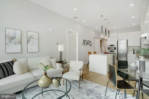 $939,000 | 801 North Fairfax Street, Unit 421, Alexandria, VA 22314