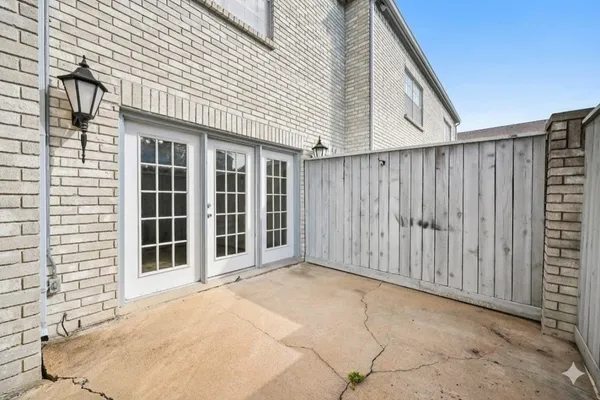 $1,850 | 338 Wilcrest Drive, Unit 338, Houston, TX 77042