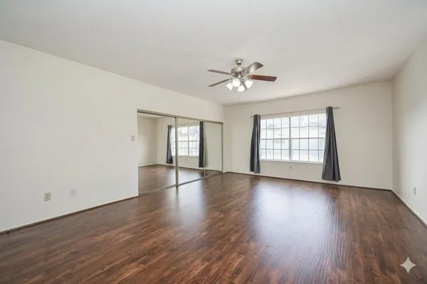 $1,850 | 338 Wilcrest Drive, Unit 338, Houston, TX 77042