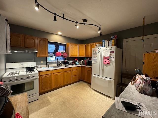 113 Broadway Street Brook, IN 47922 - Photo 6 of 18