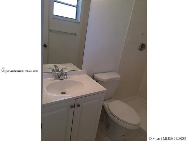 $2,100 | 758 Northwest 103rd Terrace, Unit 201, Pembroke Pines, FL 33026