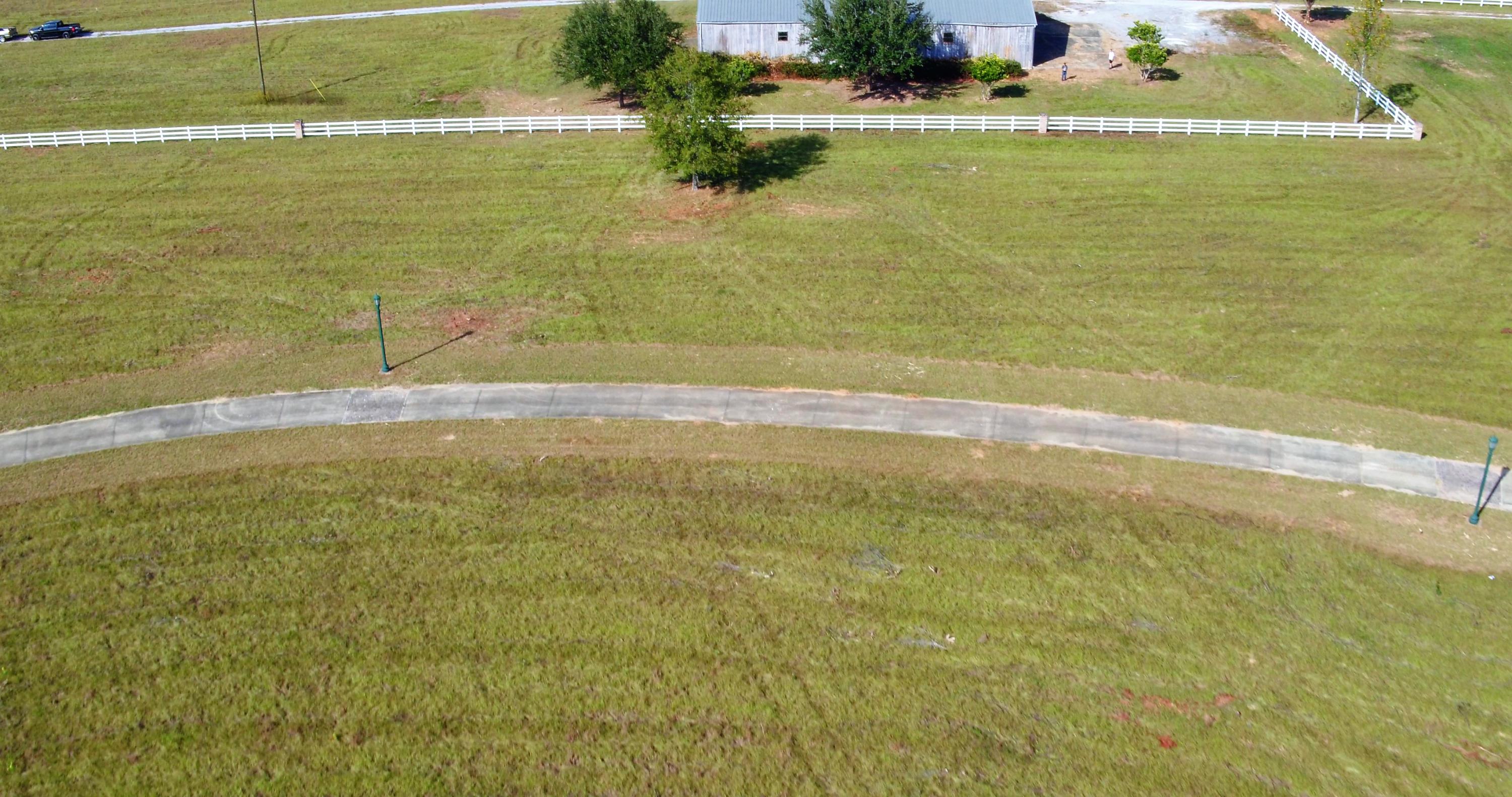 5437 Griffith Mill Road Baker, FL 32531 - Photo 85 of 100 a view of an ocean
