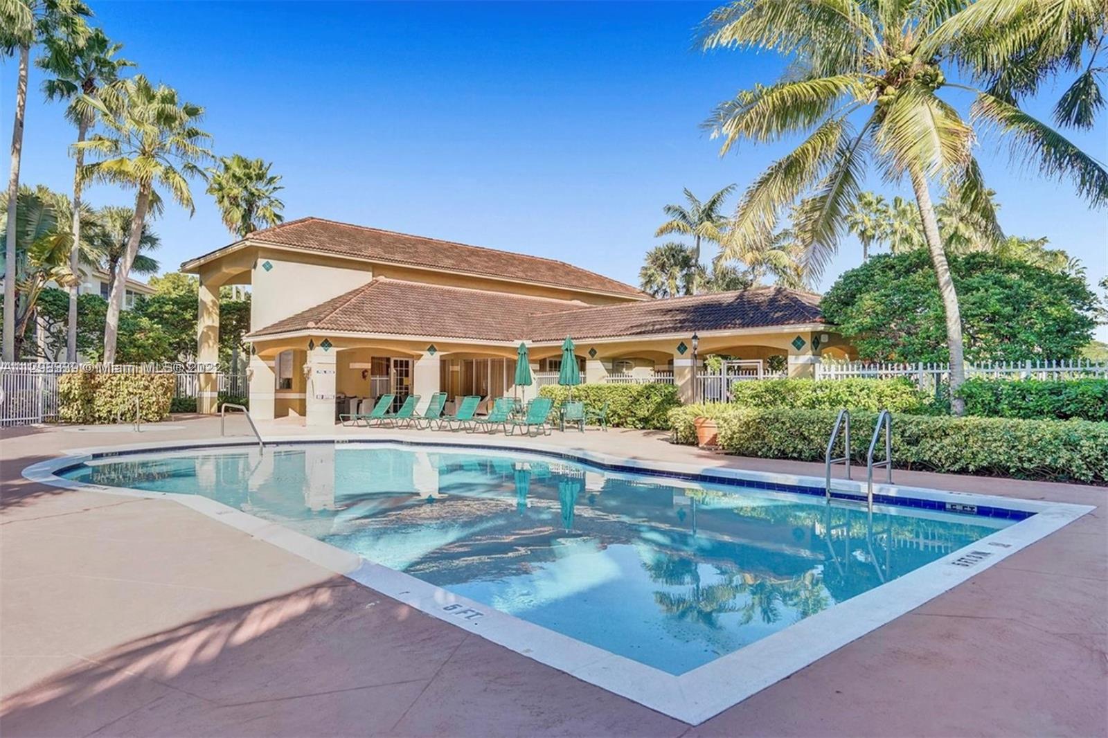 410 South Park Road, Unit 1307 Hollywood, FL 33021 - Photo 4 of 19 Gallery Image 4