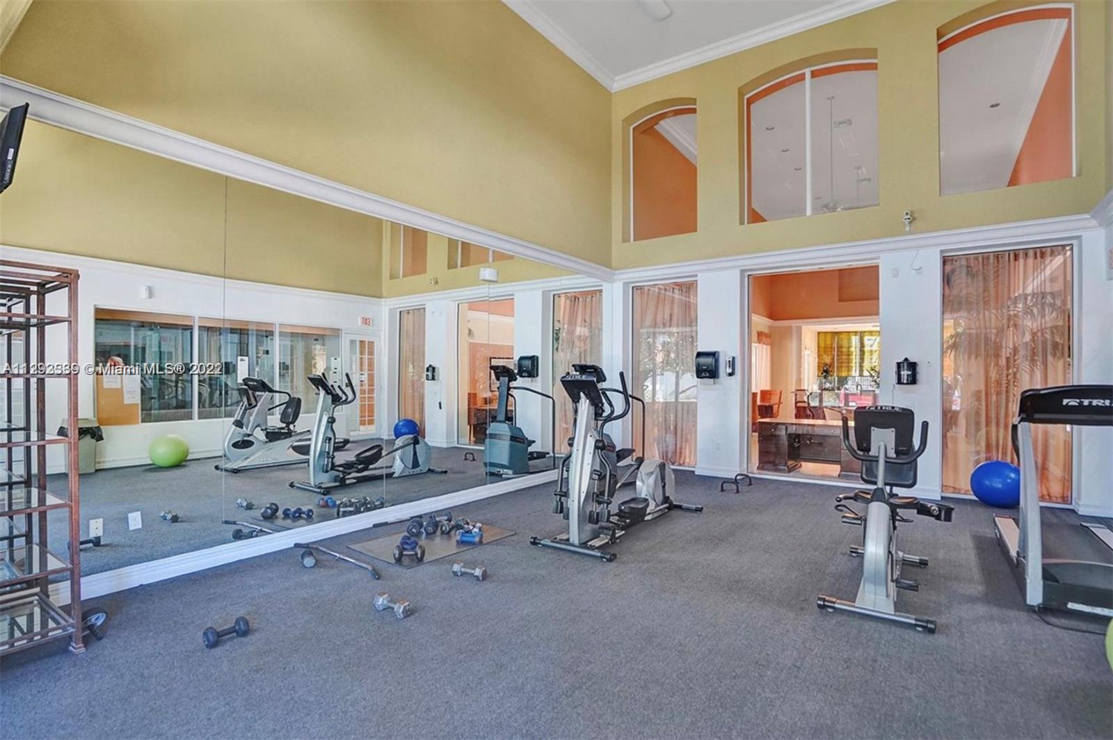 410 South Park Road, Unit 1307 Hollywood, FL 33021 - Photo 8 of 19 Gallery Image 8