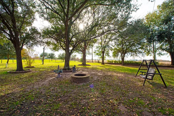 $3,000 | 22234 Castle Road, Waller, TX 77484