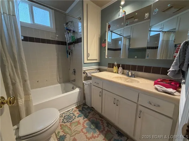 $249,999 | 25097 Old Sante Fe Road, Versailles, MO 65084