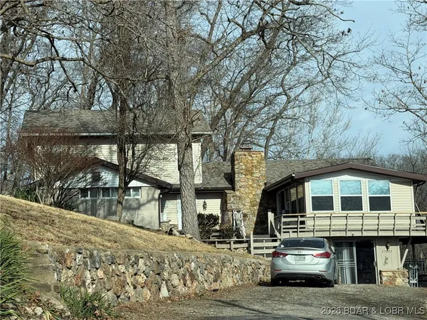 $199,900 | 25097 Old Sante Fe Road, Versailles, MO 65084