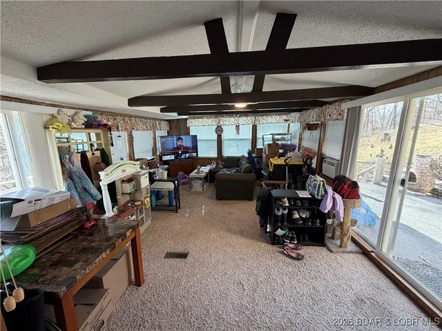 $249,999 | 25097 Old Sante Fe Road, Versailles, MO 65084