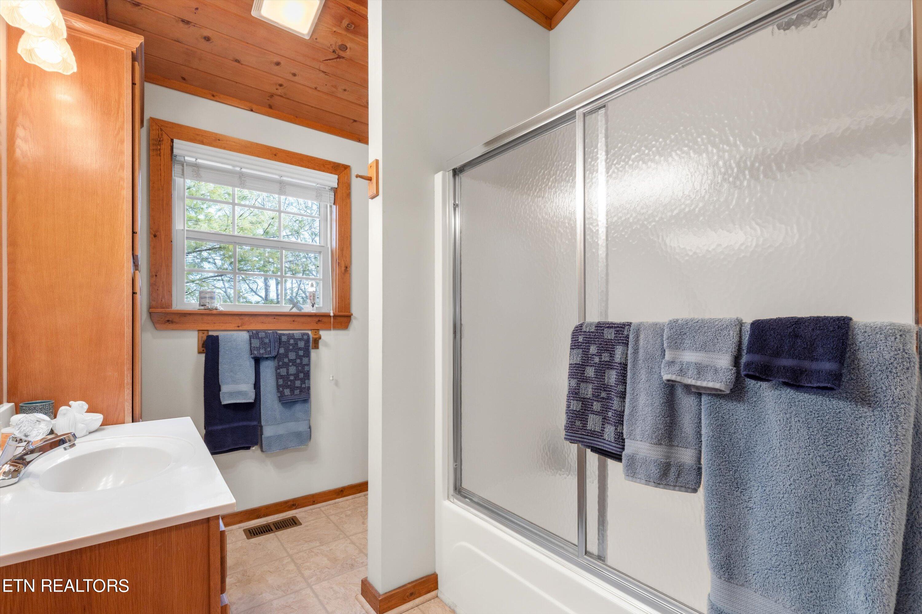 534 Nathans Nook Road Townsend, TN 37882 - Photo 24 of 44 24-534NathansNookRd22