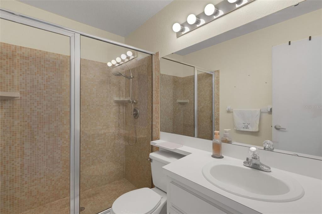 1084 Meadowood Pointe Road Lakeland, FL 33811 - Photo 17 of 35 Gallery Image 17