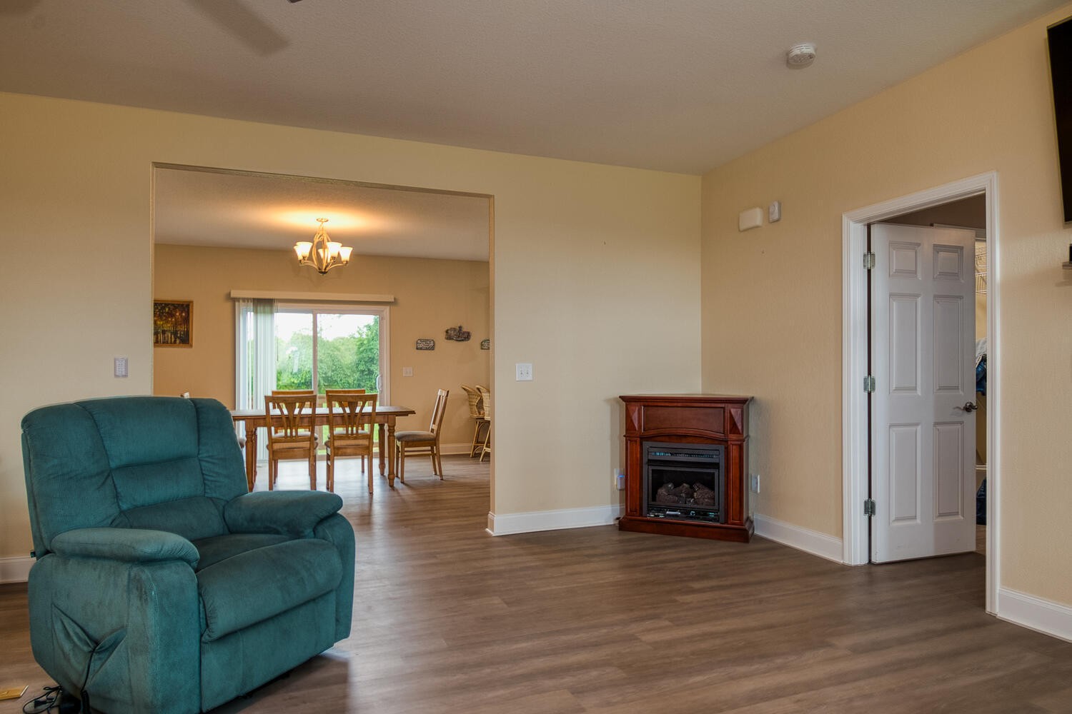 1275 Valley Home Road Dandridge, TN 37725 - Photo 8 of 32 Gallery Image 8