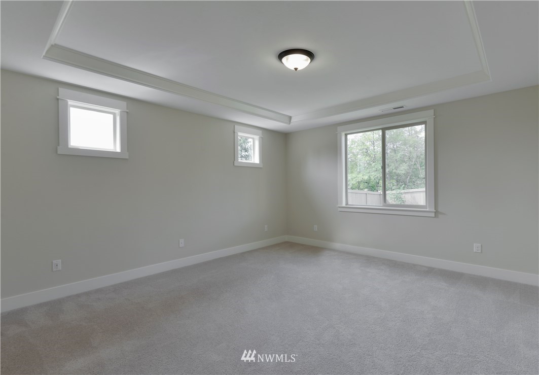 7729 Connells Prairie Road Bonney Lake, WA 98391 - Photo 8 of 11 Gallery Image 8