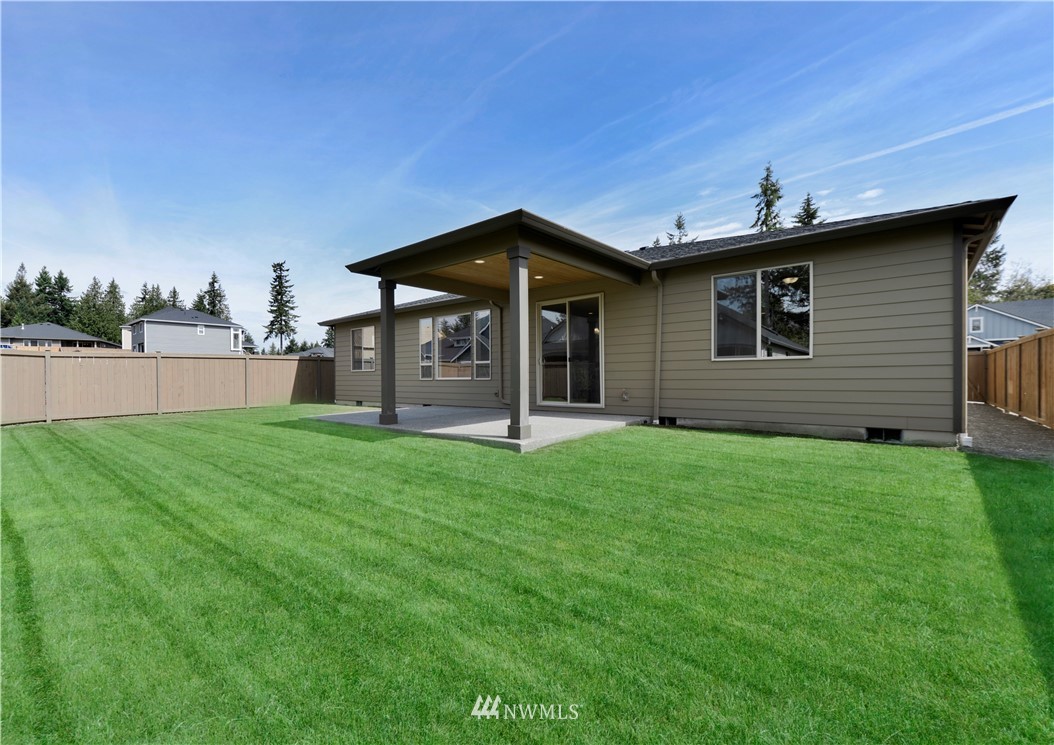 7729 Connells Prairie Road Bonney Lake, WA 98391 - Photo 10 of 11 Gallery Image 10