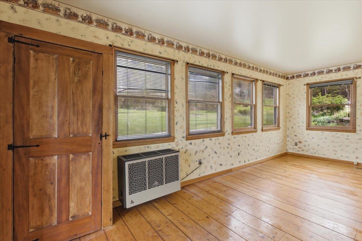 2154 Highway 7 Pownal, VT 05261 - Photo 17 of 42