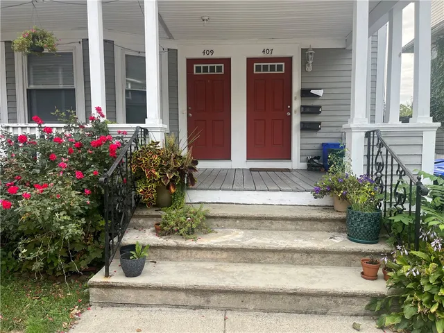 $2,400 | 407 Morris Avenue, Unit 3, Providence, RI 02906