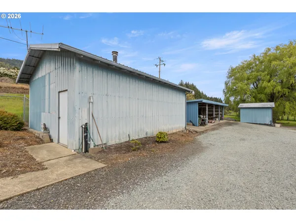 $625,000 | 128 Market Lane, Myrtle Creek, OR 97457