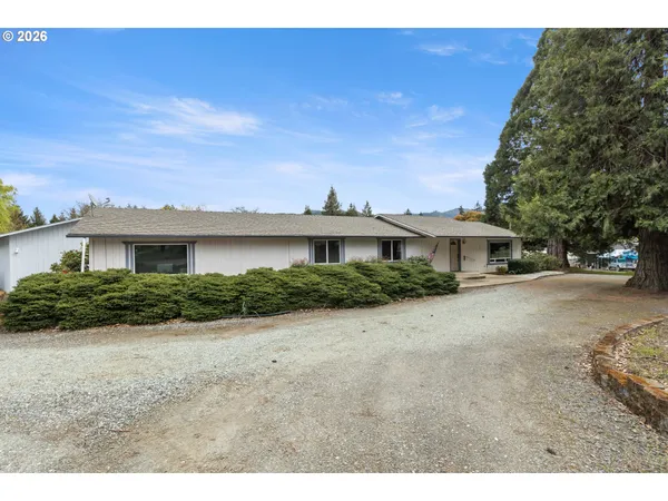 $625,000 | 128 Market Lane, Myrtle Creek, OR 97457