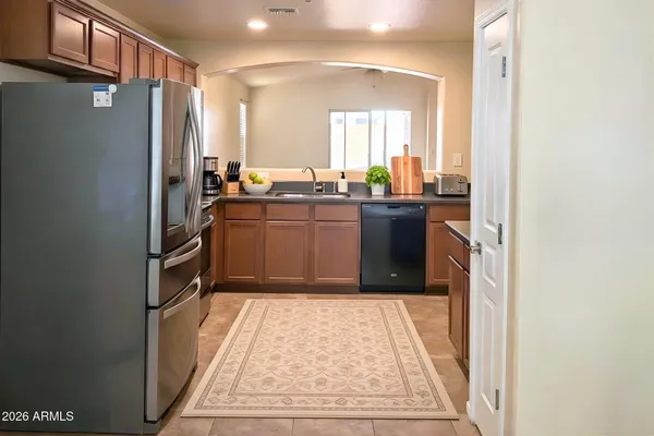 $2,300 | 3936 East Blue Sage Road, Gilbert, AZ 85297