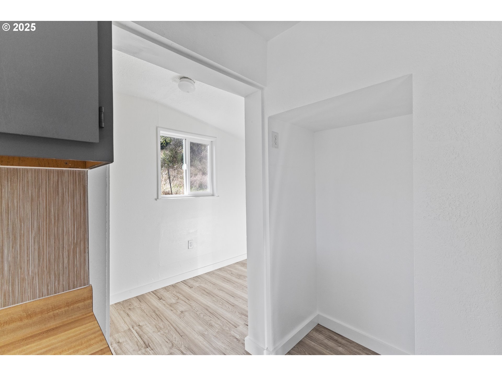 62780 Flagstaff Road Coos Bay, OR 97420 - Photo 17 of 46 Gallery Image 17
