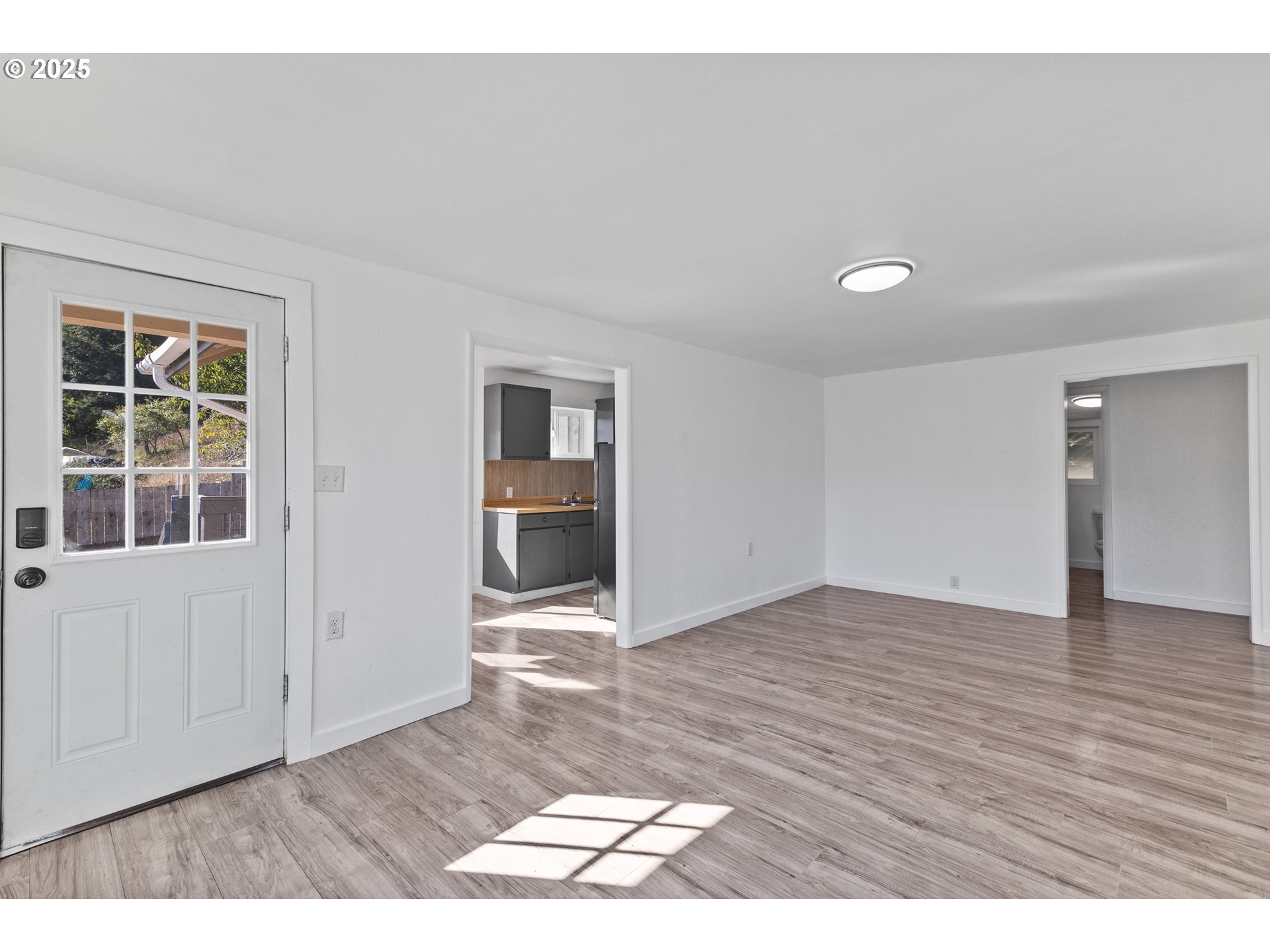62780 Flagstaff Road Coos Bay, OR 97420 - Photo 7 of 46 Gallery Image 7
