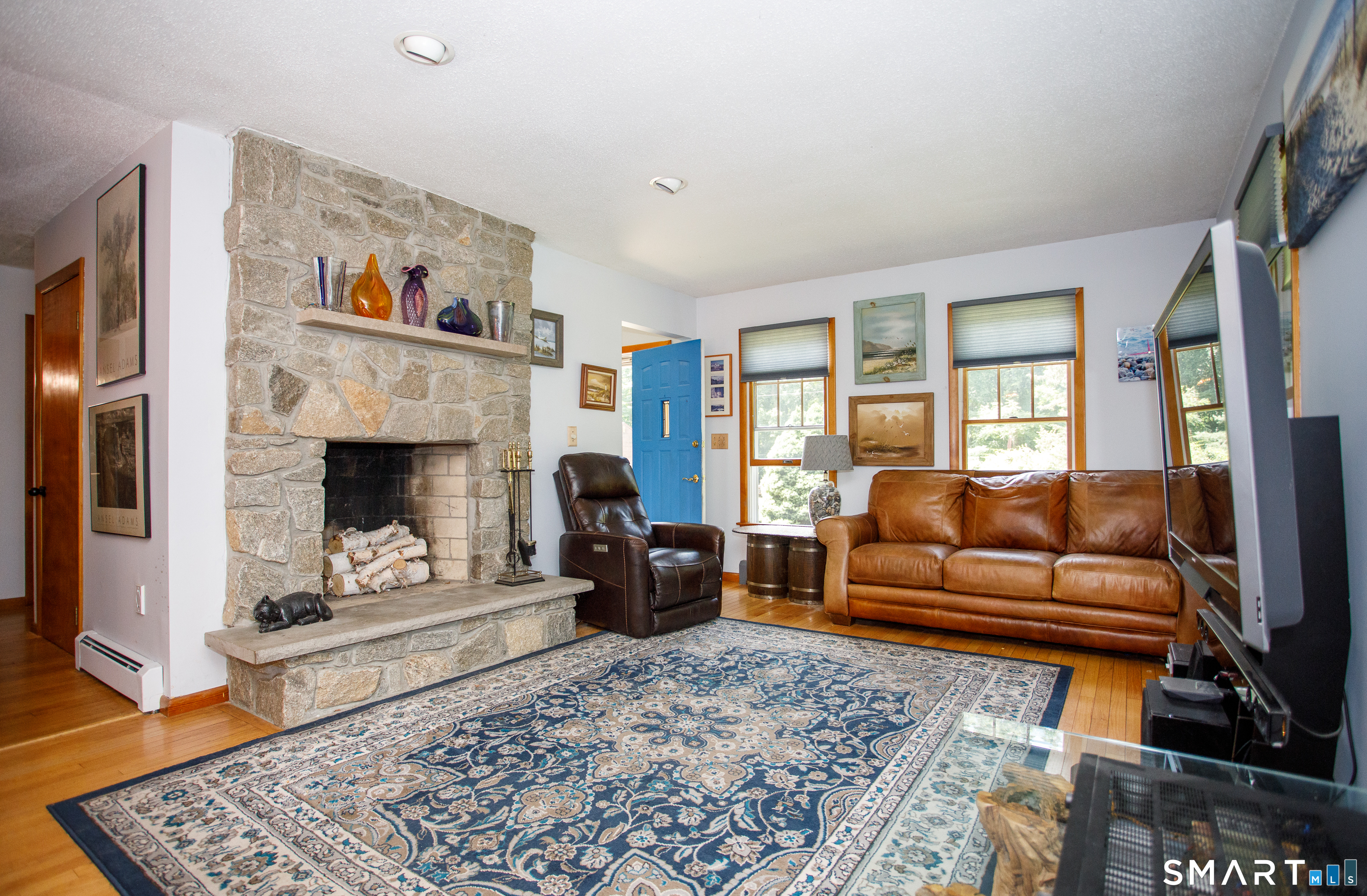 23 Old Tavern Road Norwich, CT 06360 - Photo 4 of 27 Gallery Image 4