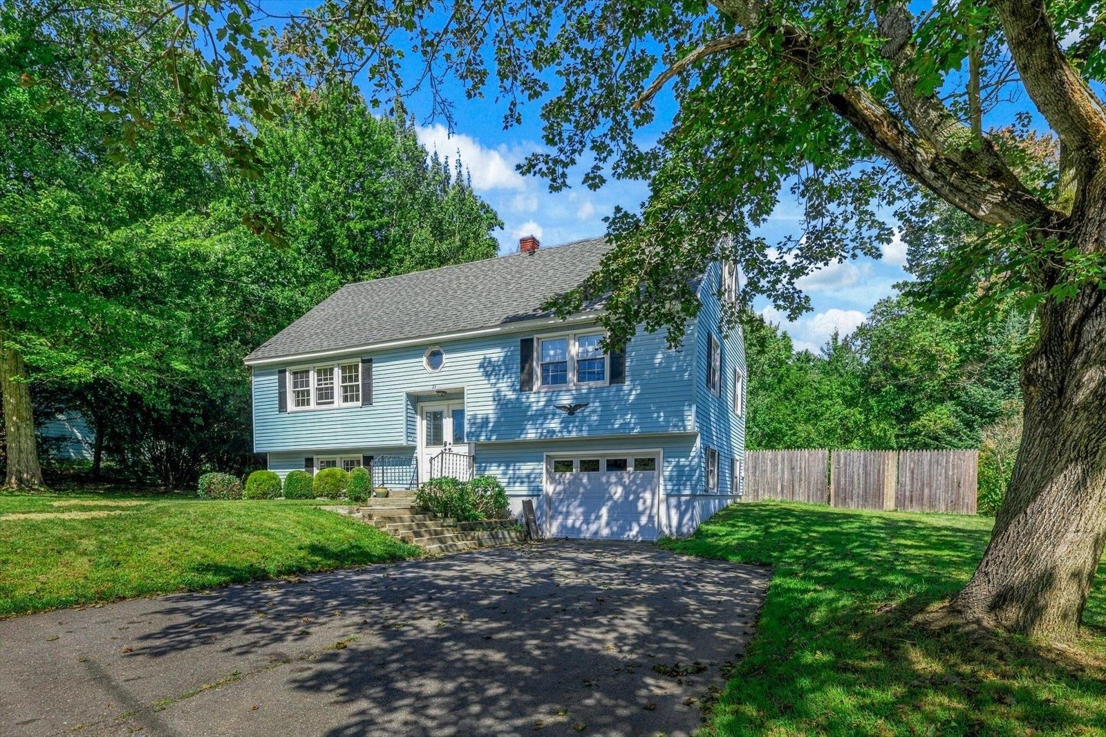11 Woodridge Road Keene, NH 03431 - Photo 2 of 44 Gallery Image 2