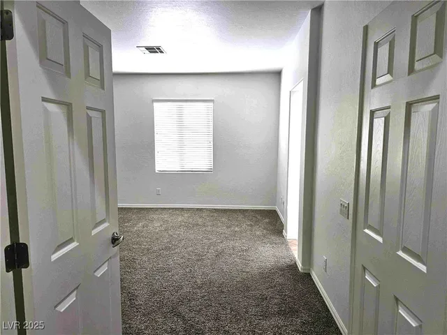 $3,600 | 2553 Chateau Clermont Street, Henderson, NV 89044
