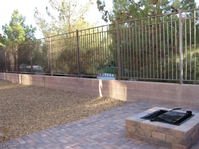 $3,600 | 2553 Chateau Clermont Street, Henderson, NV 89044