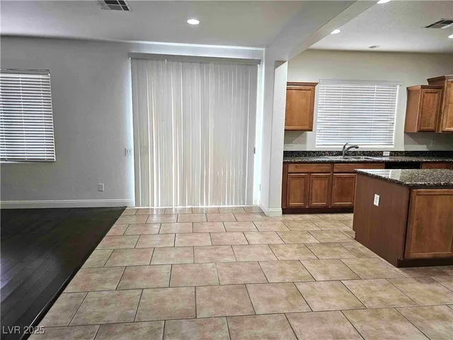 $3,600 | 2553 Chateau Clermont Street, Henderson, NV 89044