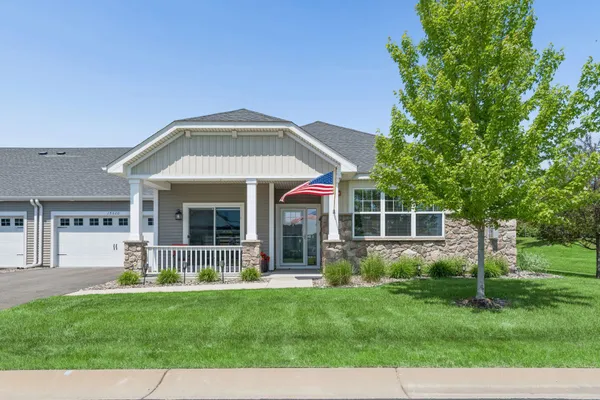 $415,000 | 19520 Laurel Court, Maple Grove, MN 55311