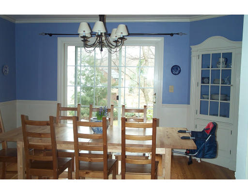 64 Thorndyke Road Worcester, MA 01606 - Photo 8 of 11