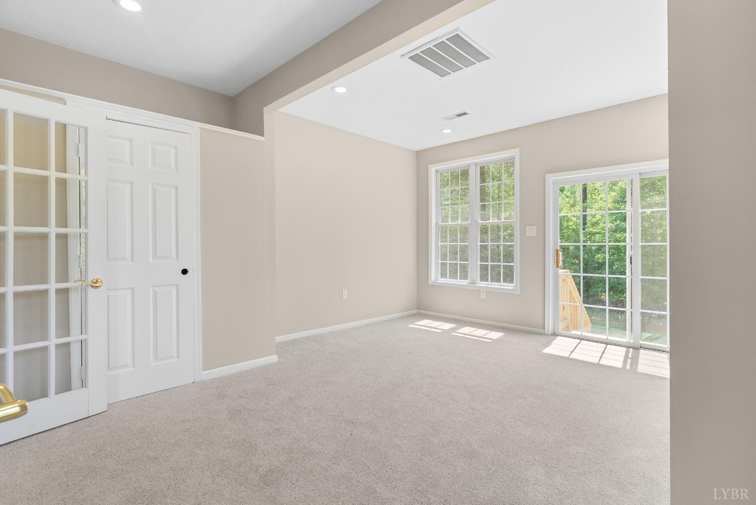 1505 Chestnut Grv Road Appomattox, VA 24522 - Photo 13 of 99 a view of an empty room with a window