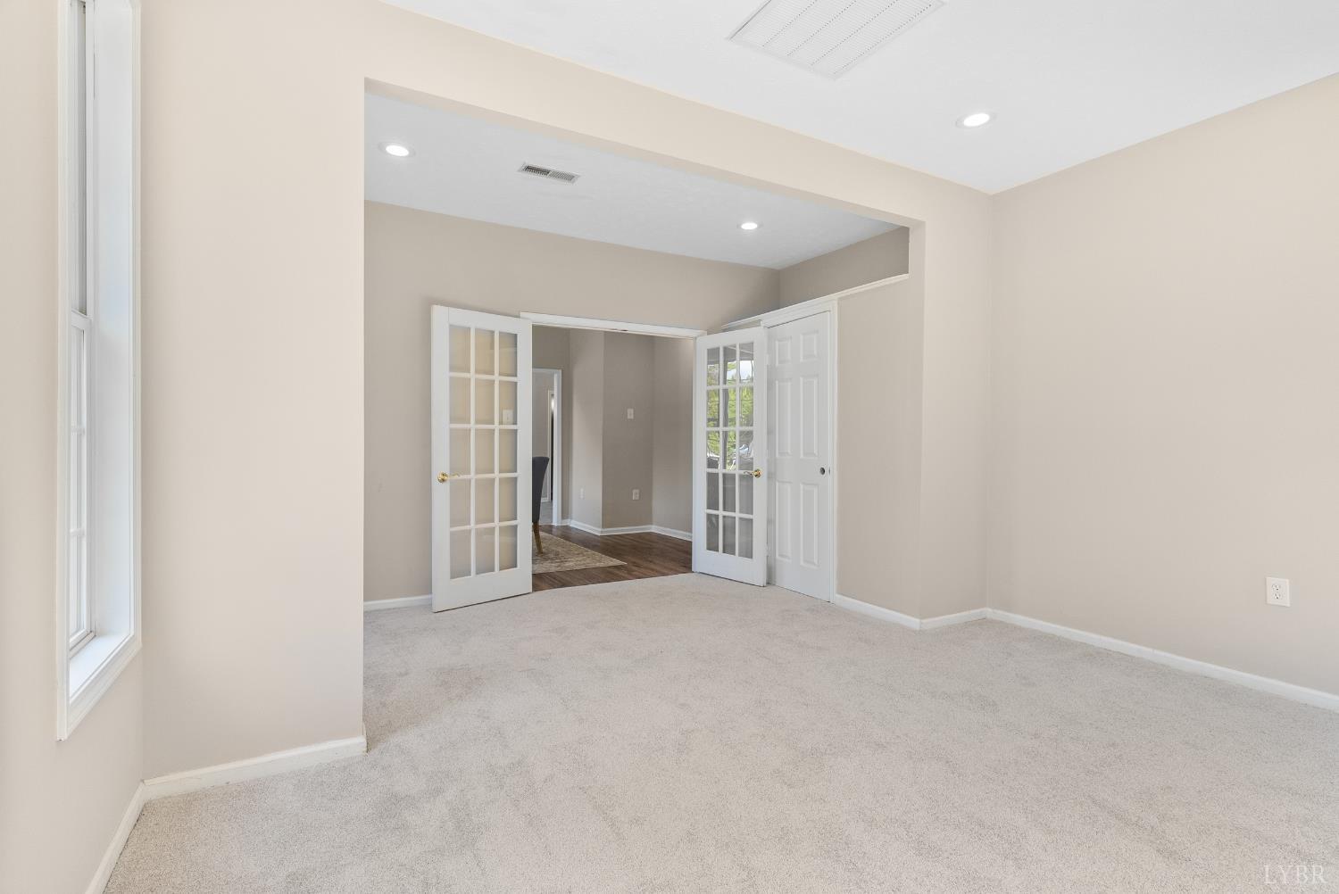 1505 Chestnut Grv Road Appomattox, VA 24522 - Photo 14 of 99 a view of an empty room with a window