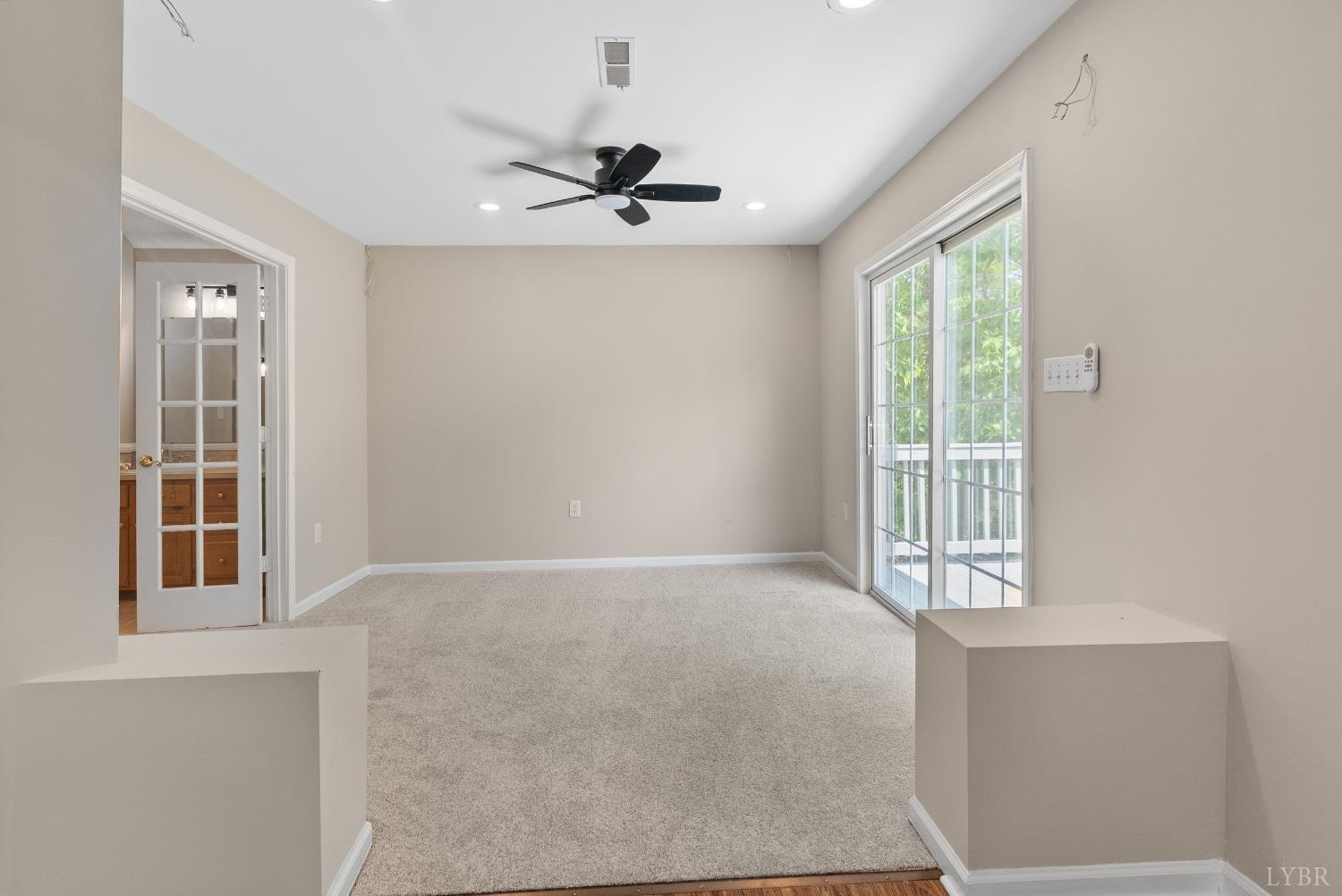 1505 Chestnut Grv Road Appomattox, VA 24522 - Photo 45 of 99 a view of an empty room with a window